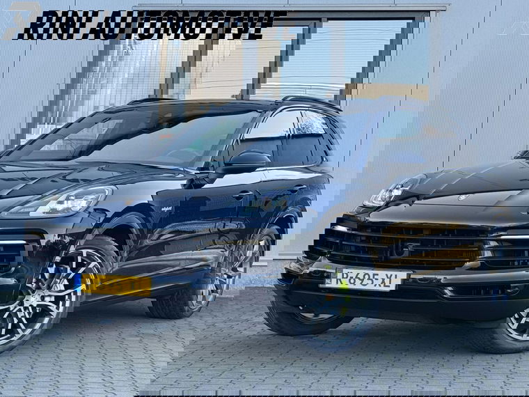 Foto van Porsche Cayenne