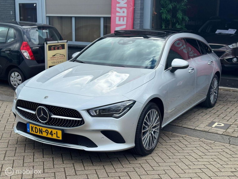 Foto van Mercedes-Benz CLA
