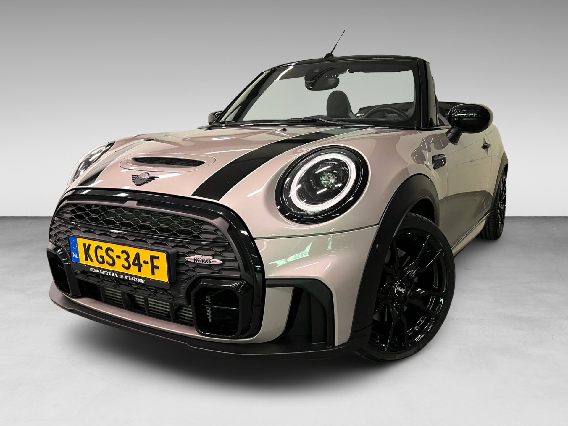 Foto van MINI Cooper S Cabrio