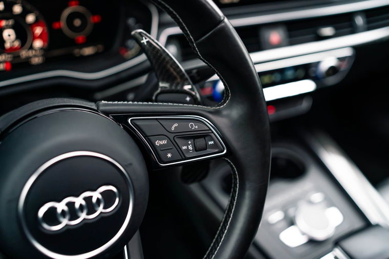 Audi S5