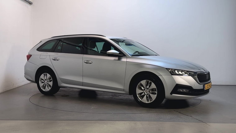 Škoda Octavia foto 1