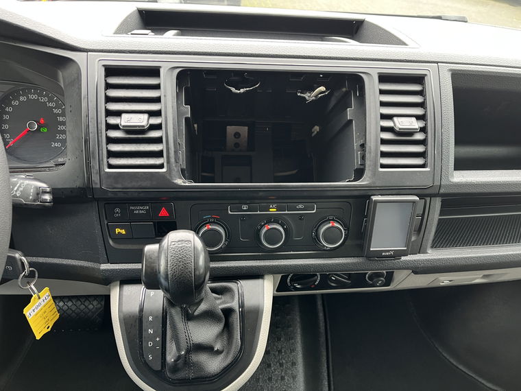 Volkswagen Transporter Kombi