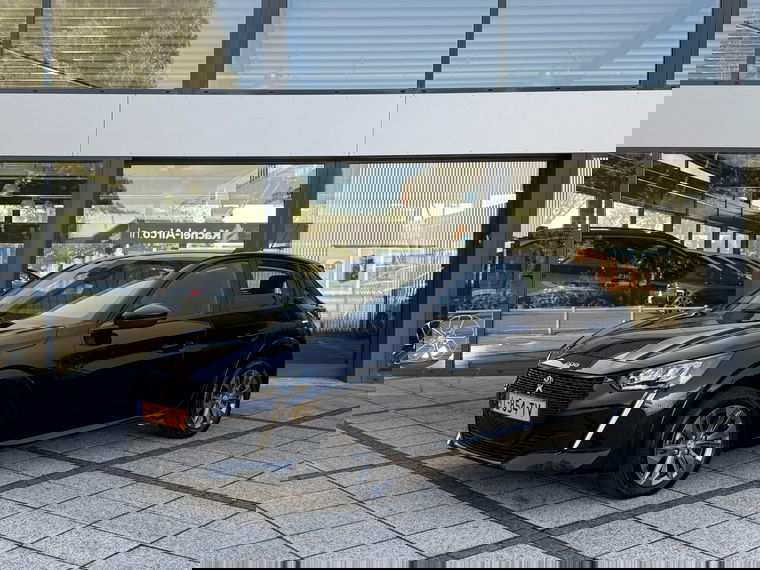 Foto van Peugeot e-208