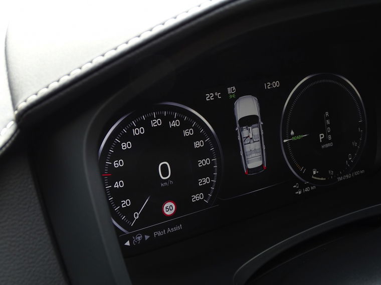 Volvo V90