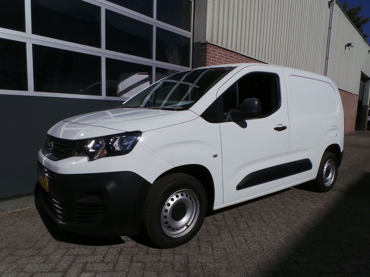 Foto van Peugeot Partner