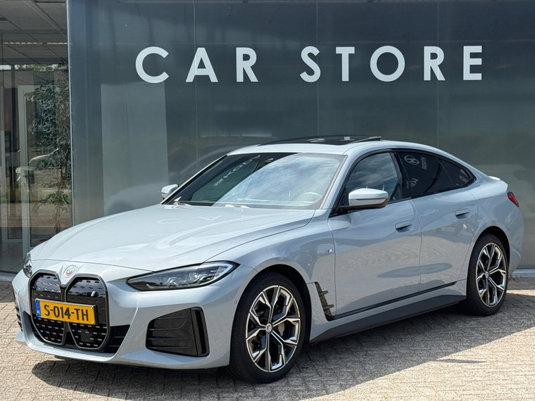 Foto van BMW i4