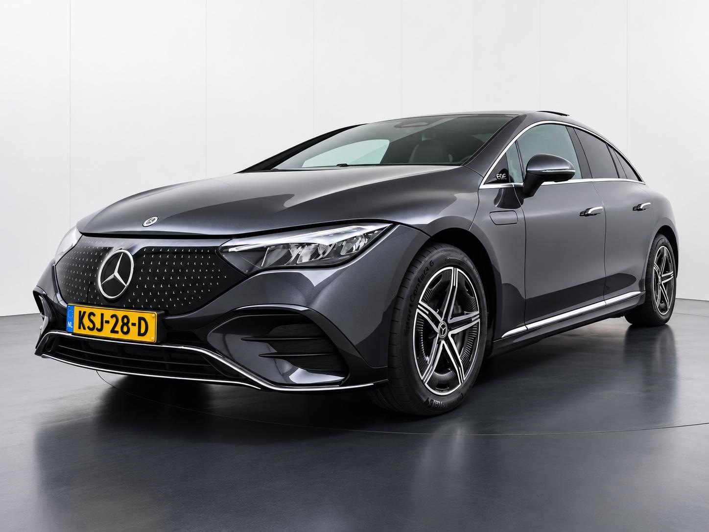 Foto van Mercedes-Benz EQE