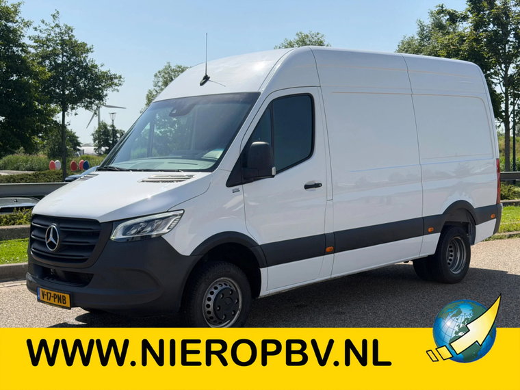 Mercedes-Benz Sprinter foto 1