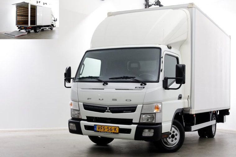 Foto van FUSO Canter