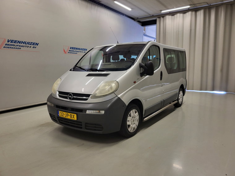 Opel Vivaro foto 1