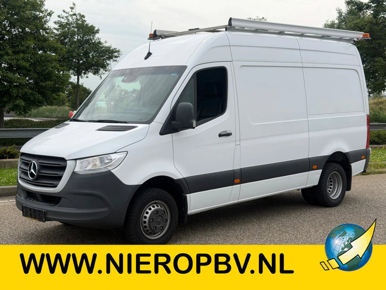Mercedes-Benz Sprinter foto 1