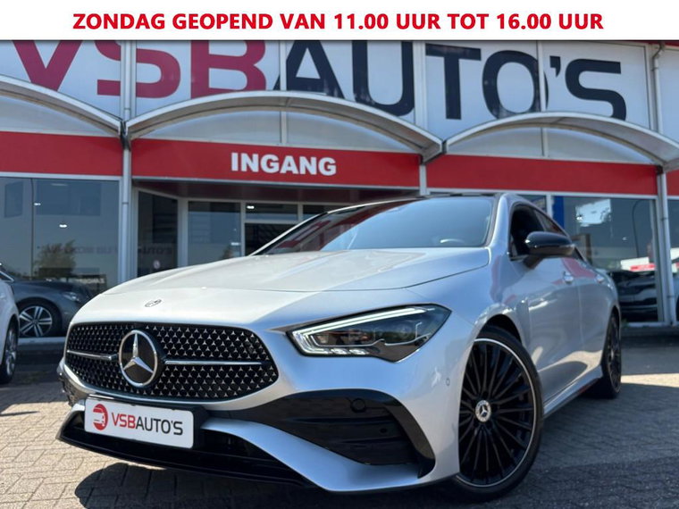 Mercedes-Benz CLA foto 1