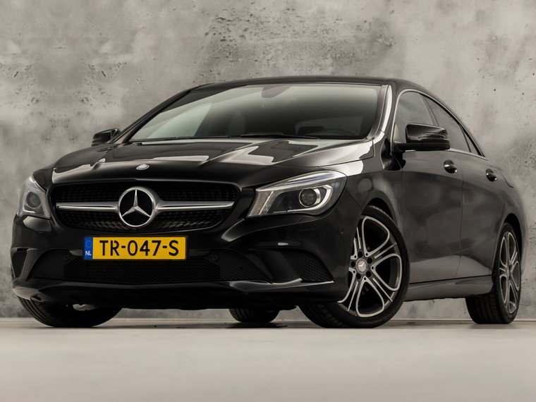 Mercedes-Benz CLA foto 1