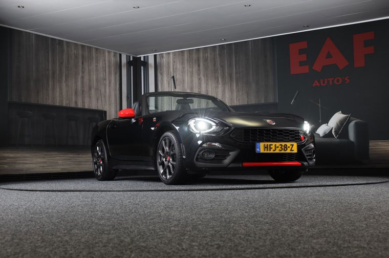 Foto van Fiat 124 Spider