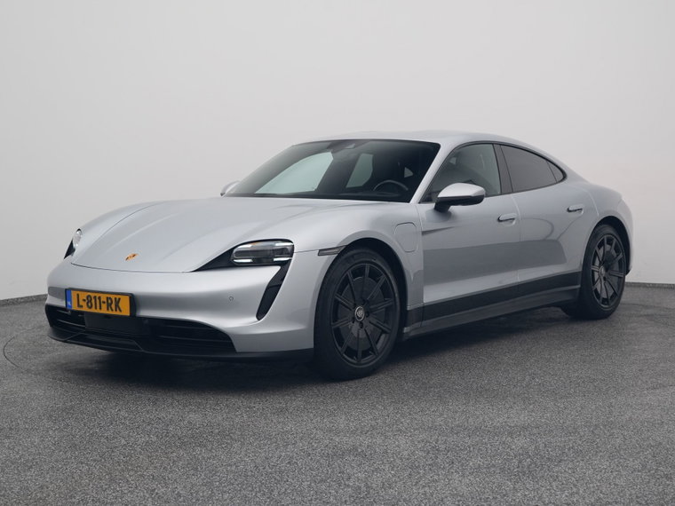 Foto van Porsche Taycan