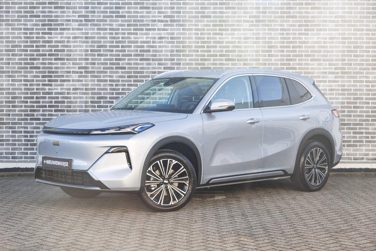 Foto van Geely Starray EM-i
