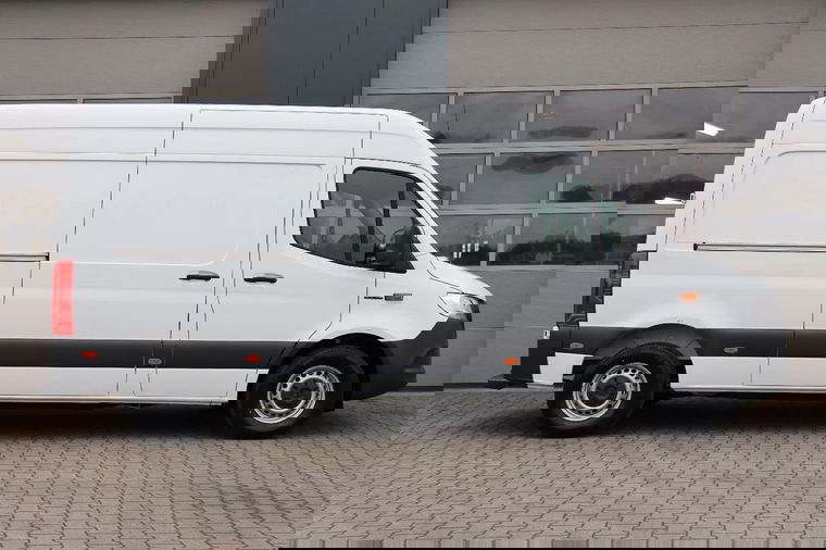 Mercedes-Benz E-Sprinter