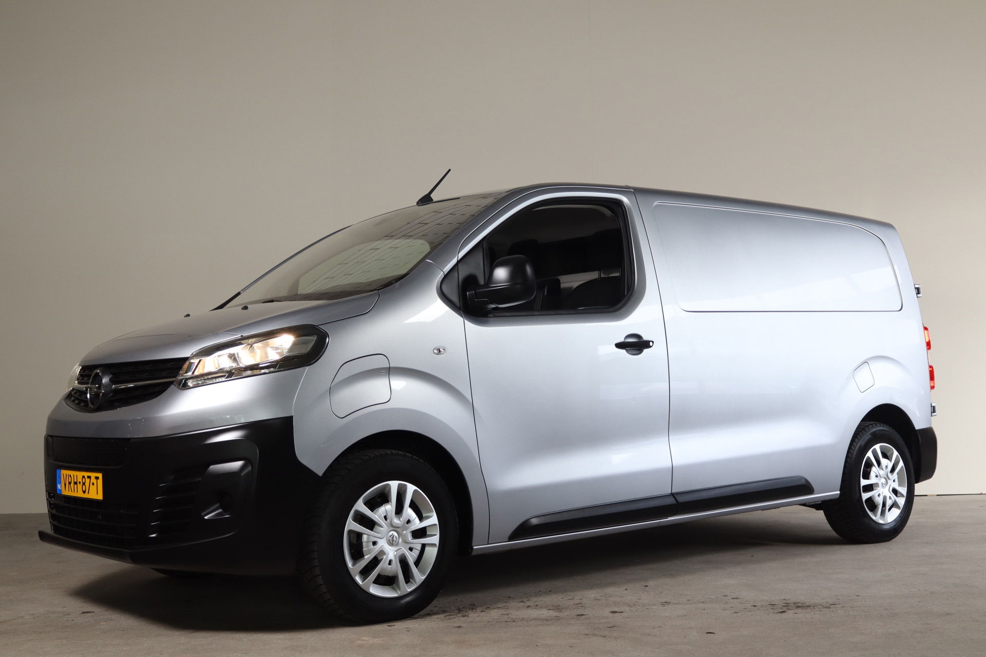 Foto van Opel Vivaro-e BPM VRIJ!!