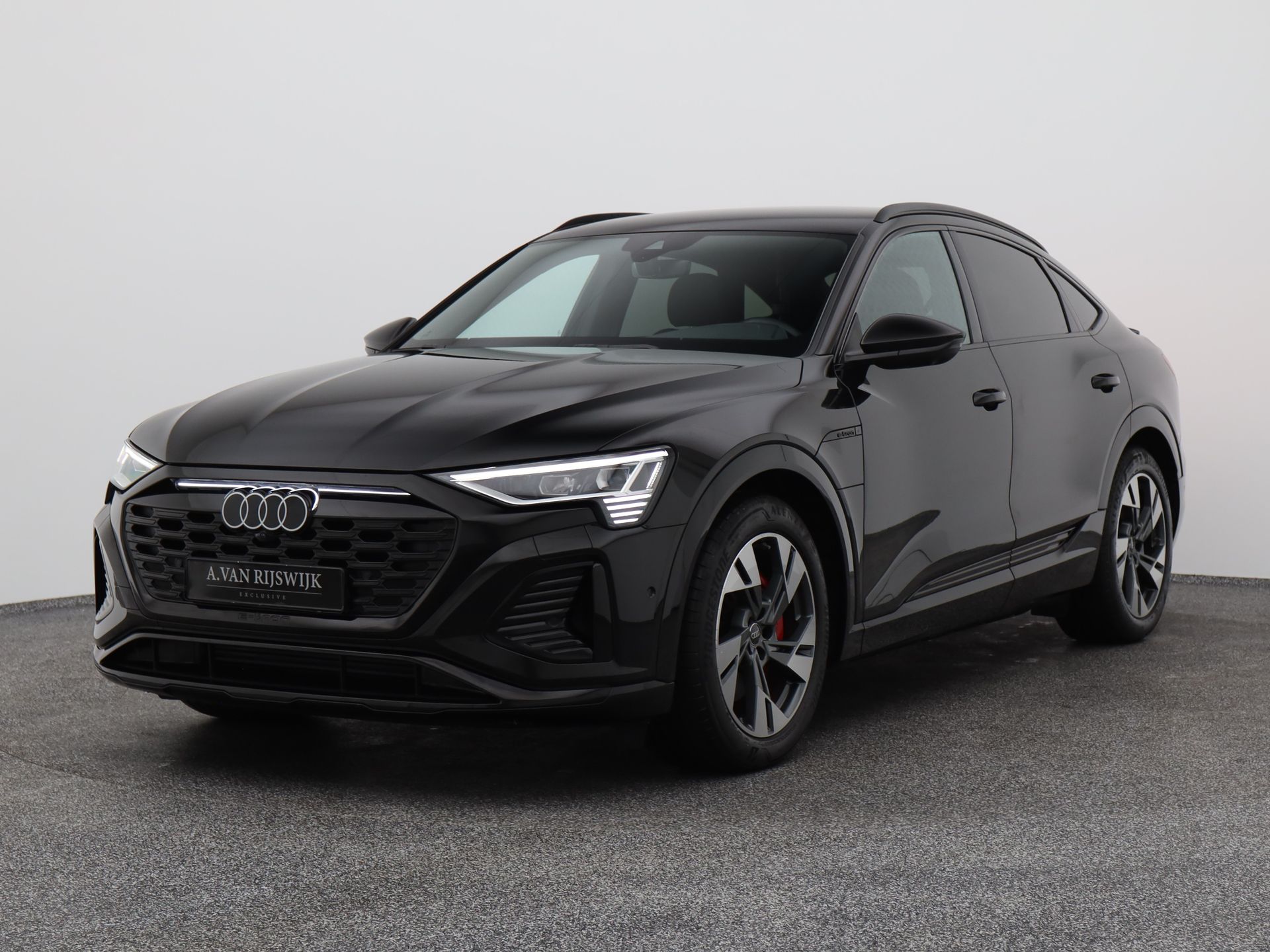 Foto van Audi Q8 e-tron