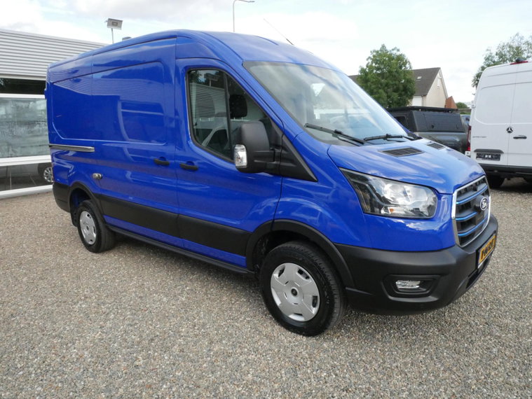 Foto van Ford E-Transit