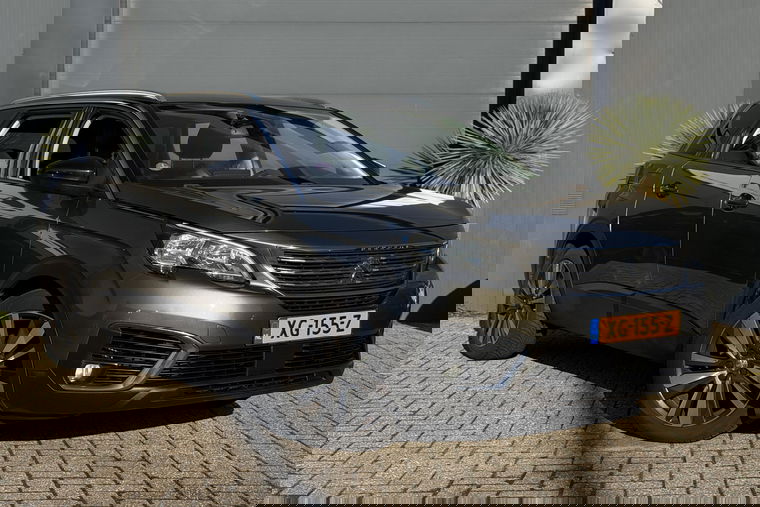 Foto van Peugeot 5008