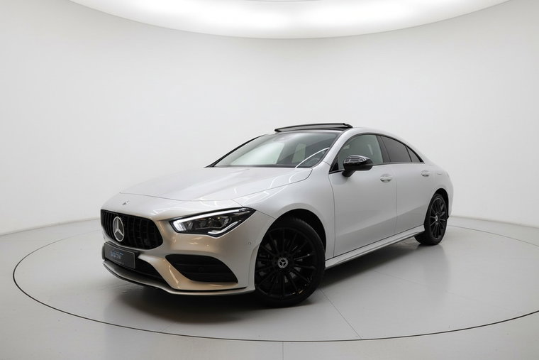 Mercedes-Benz CLA foto 1