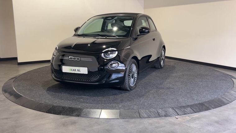 Foto van Fiat 500E CABRIO