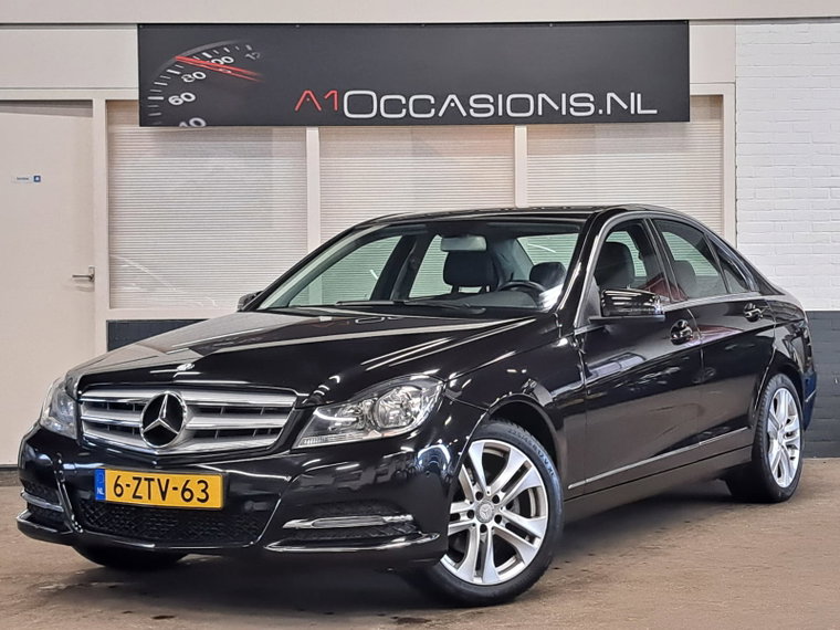 Mercedes-Benz C-Klasse foto 1