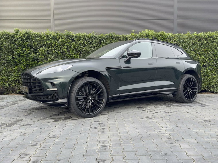 Aston Martin DBX