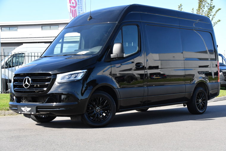 Mercedes-Benz Sprinter foto 1
