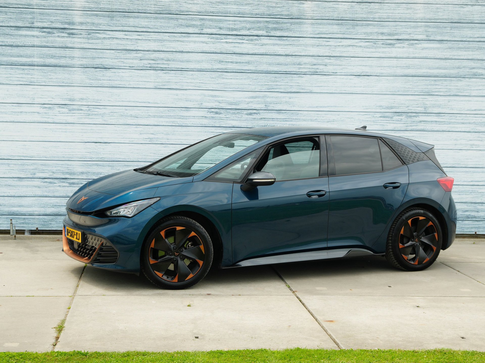 Foto van CUPRA Born