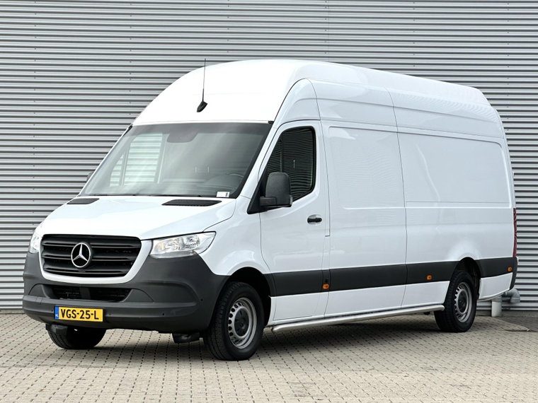 Mercedes-Benz Sprinter foto 1