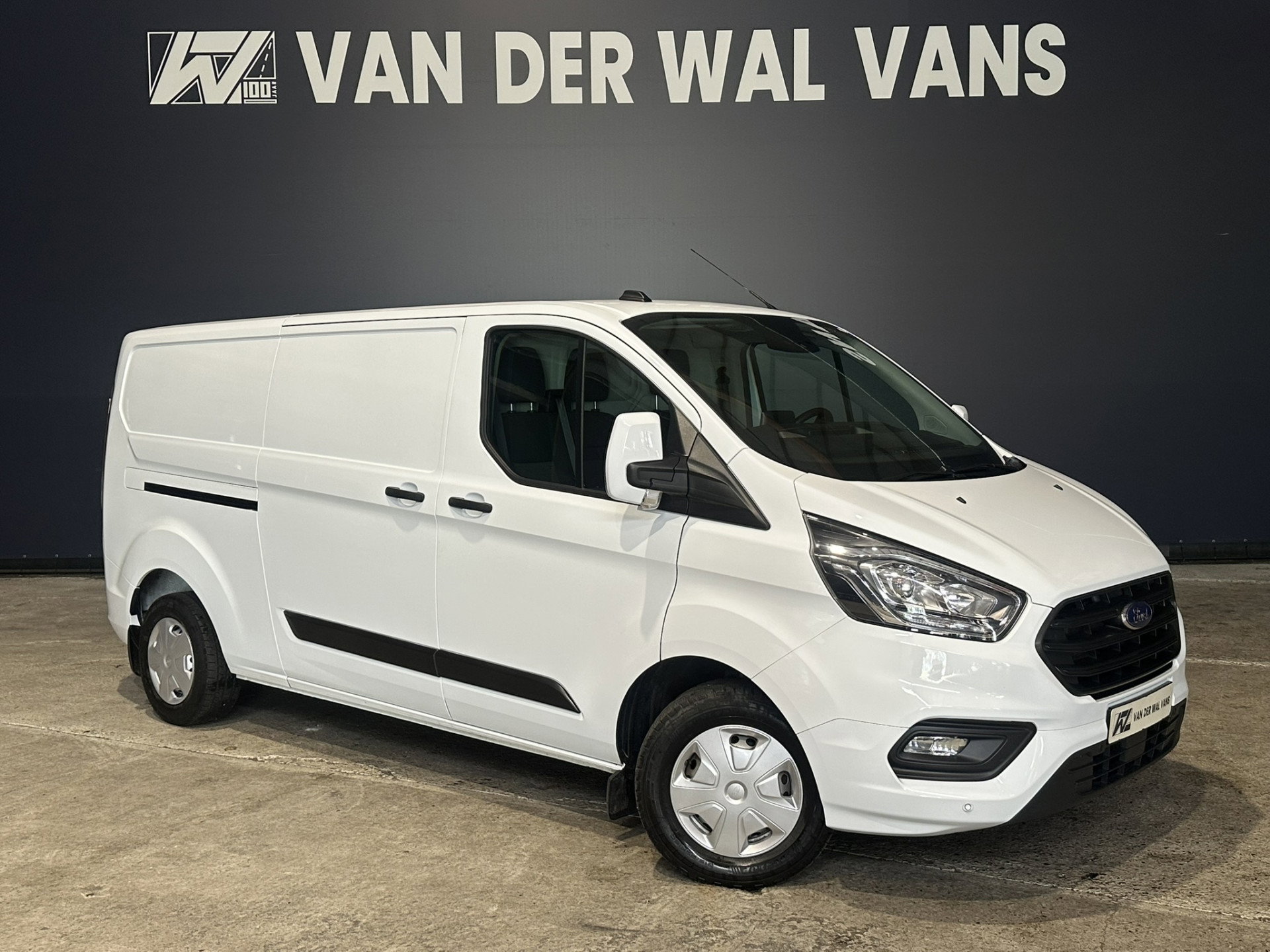 Ford Transit Custom 2.0 TDCI L2H1 Euro6 Airco | Camera | Navigatie | Cruisecontrol | LED | Stoelverwarming | Parkeersensoren