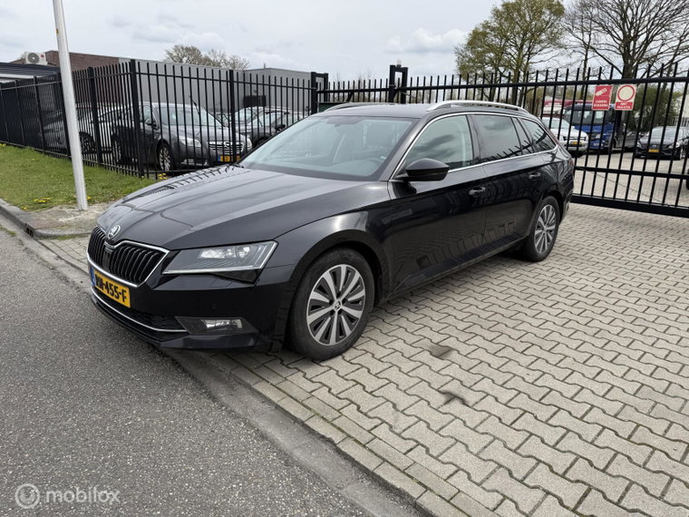 Foto van Škoda Superb