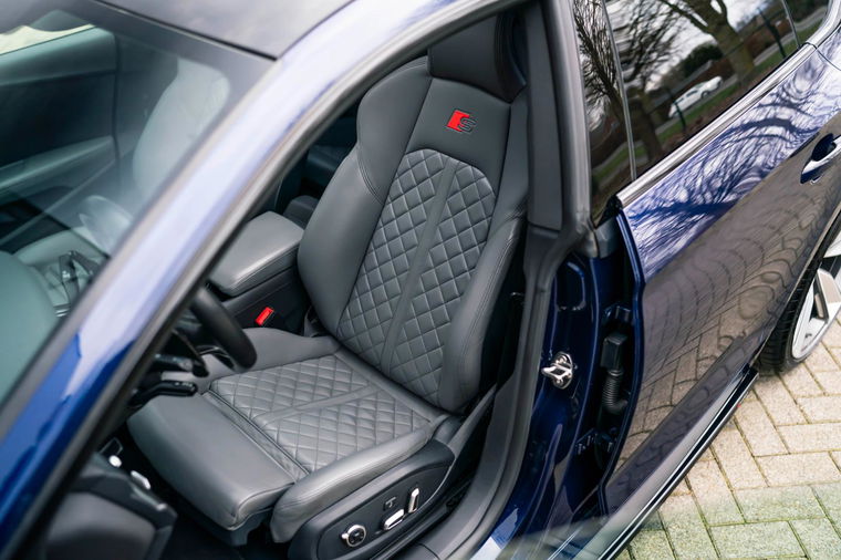 Audi S5
