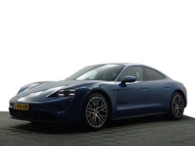 Foto van Porsche Taycan