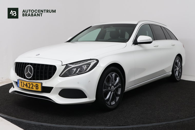 Mercedes-Benz C-Klasse foto 1